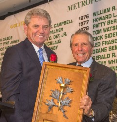 1973 Gold Tee Award recipient Gary Player presents the 2015 Award to Nick Price